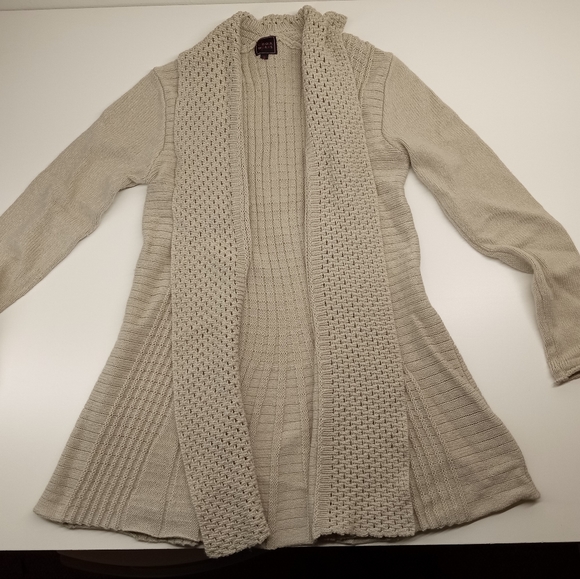Cardigan - Picture 1 of 7